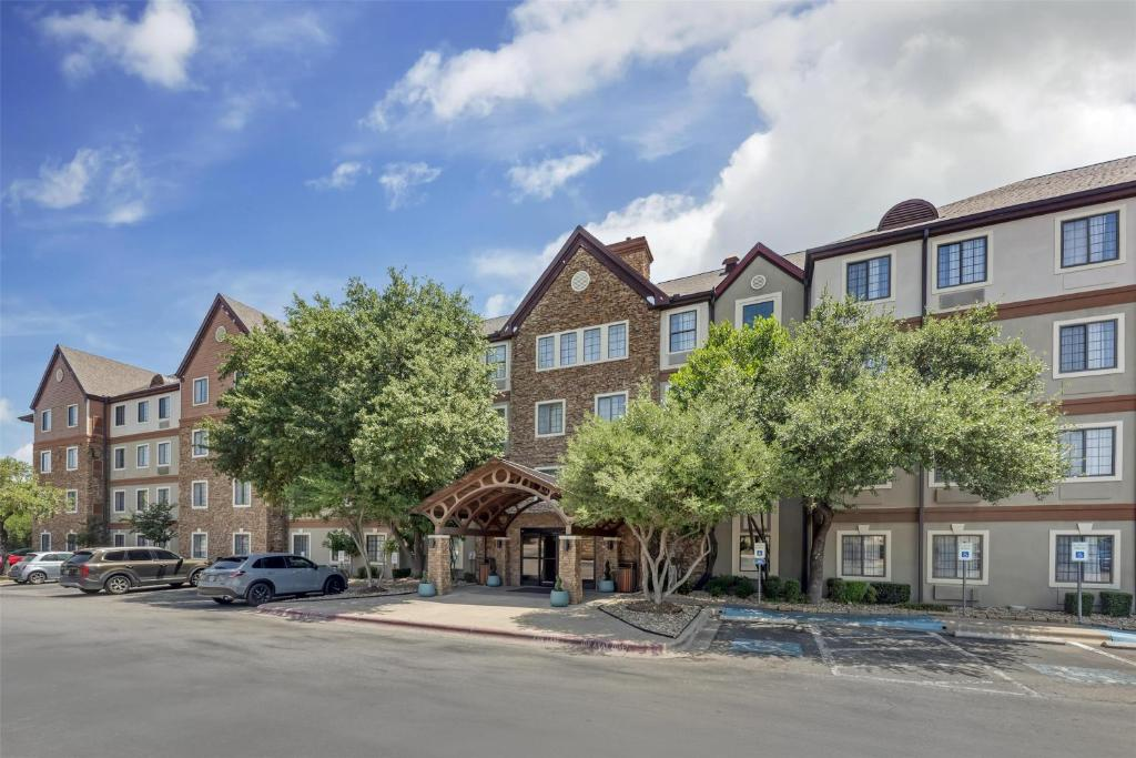 Staybridge Suites Austin — The Domain